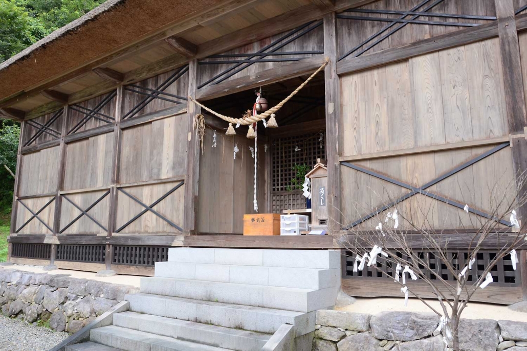 岩屋熊野座神社